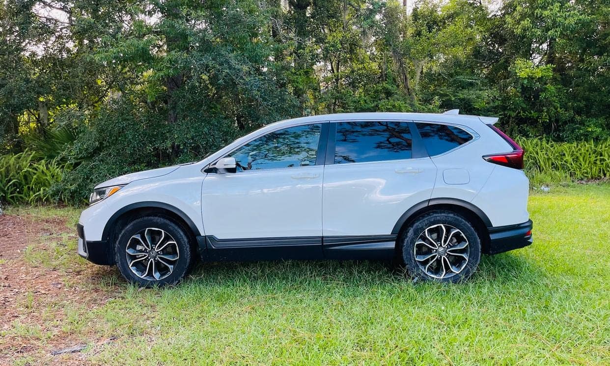 Side profile of the Honda CR-V