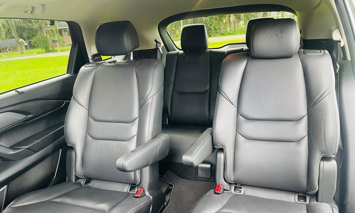 Second-row captain's chairs in the Mazda CX-9