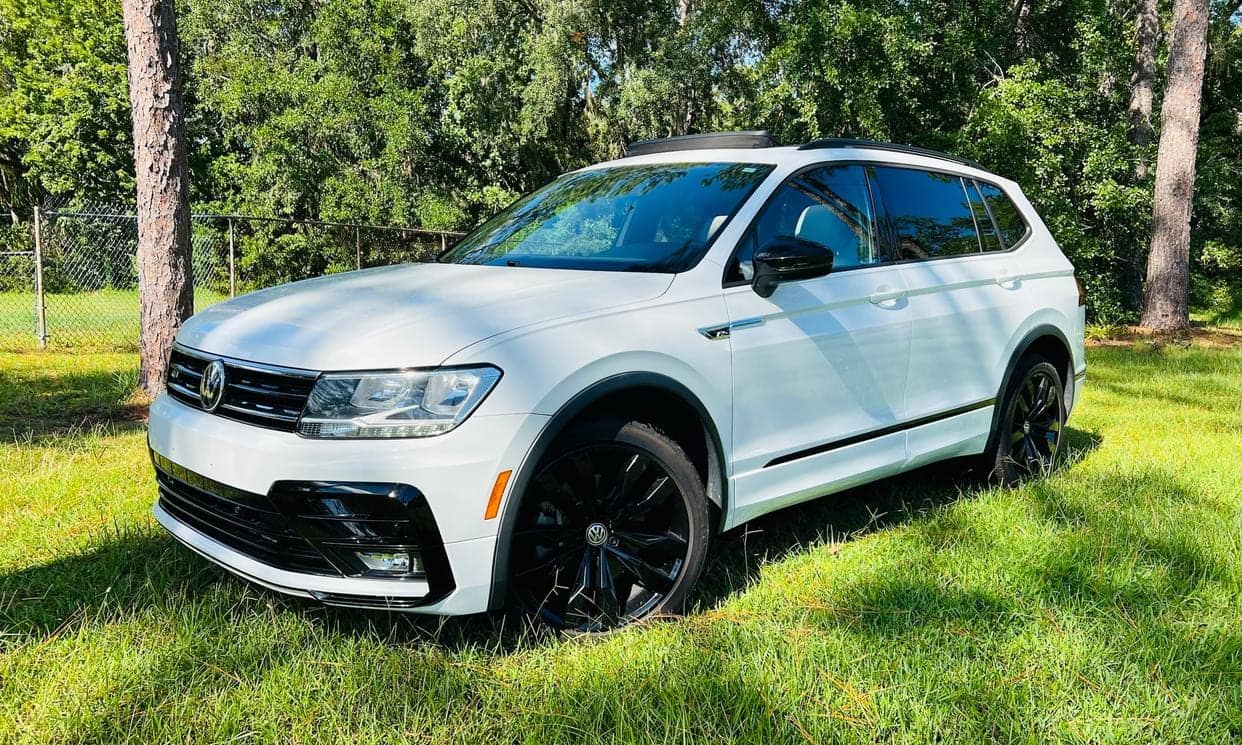 White Volkswagen Tiguan, front three-quarter view