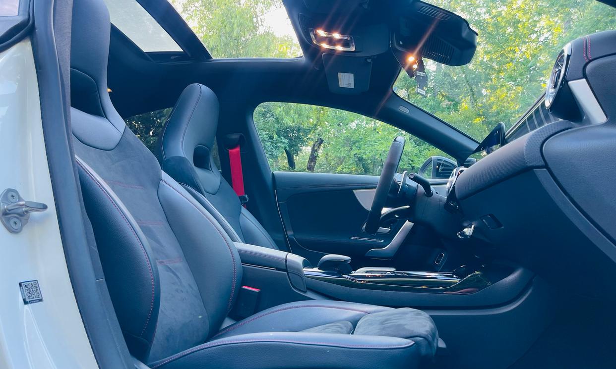 imgi_43_ozuAizSiRSOne_qyJ4pFRQ